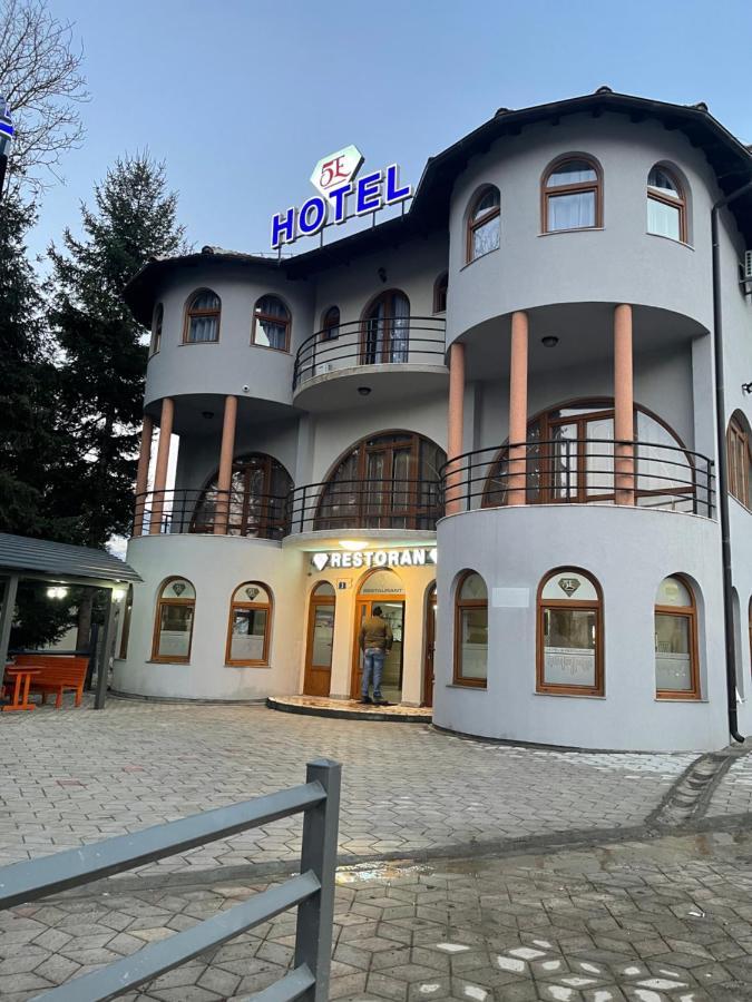 Hotel5E Plav Eksteriør billede