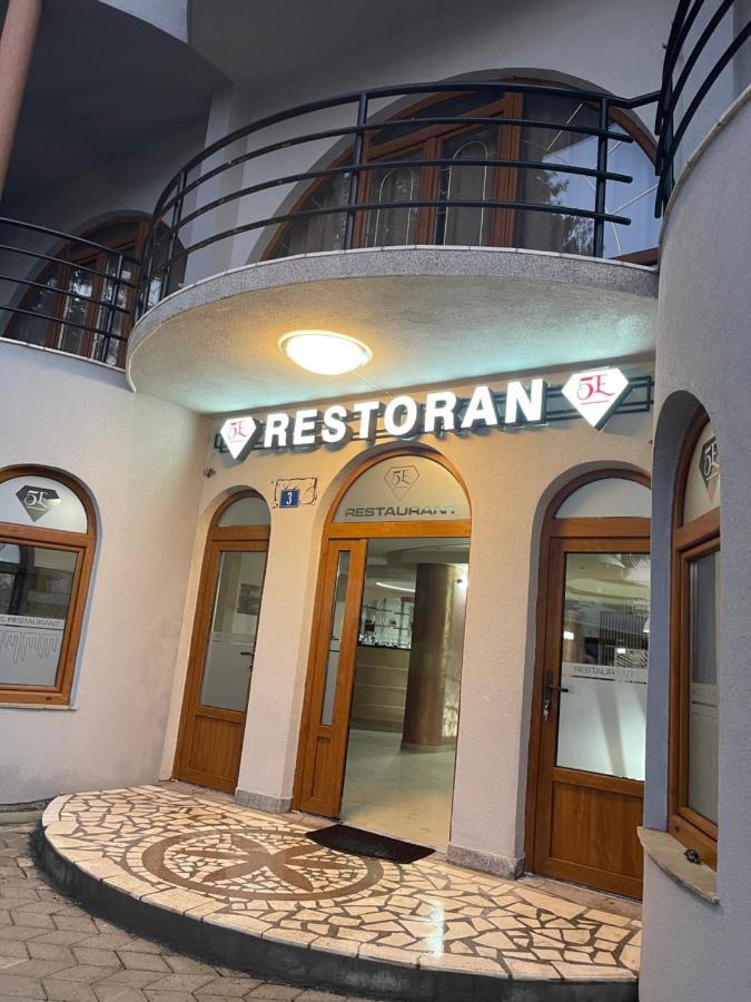 Hotel5E Plav Eksteriør billede