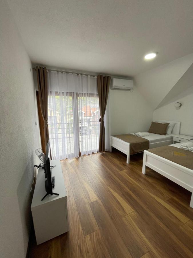 Hotel5E Plav Eksteriør billede